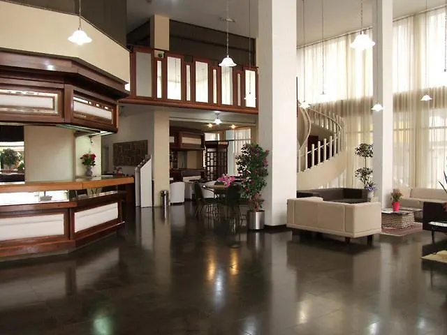 Hotel Geranium Blue Tower Blumenau