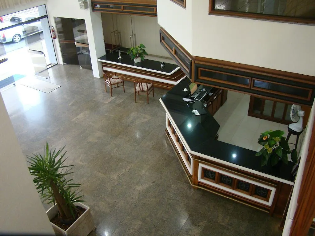 Hotel Geranium Blue Tower Blumenau 4*,